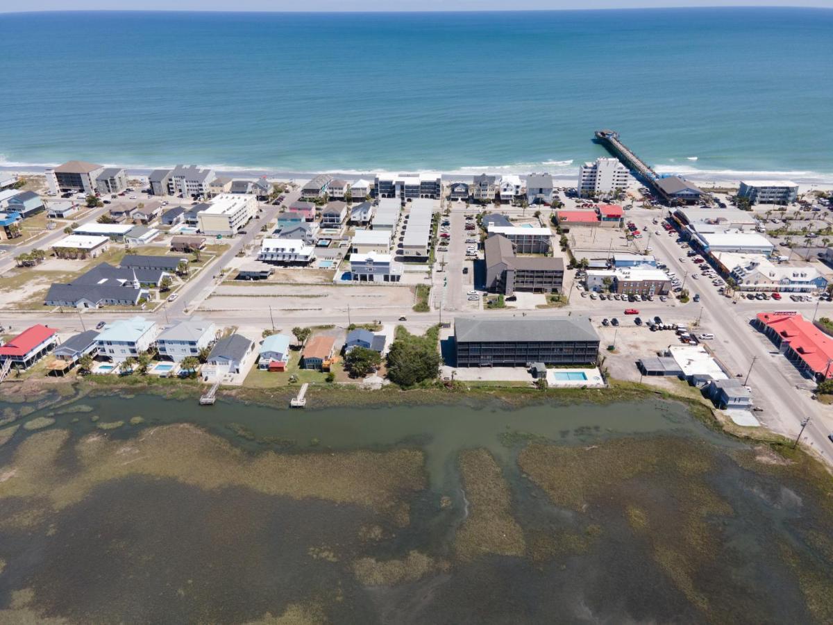 Apartment Bella Vista: Marshfront 1 Block To The Beach. Pool & Hot Tub-1st Floor *