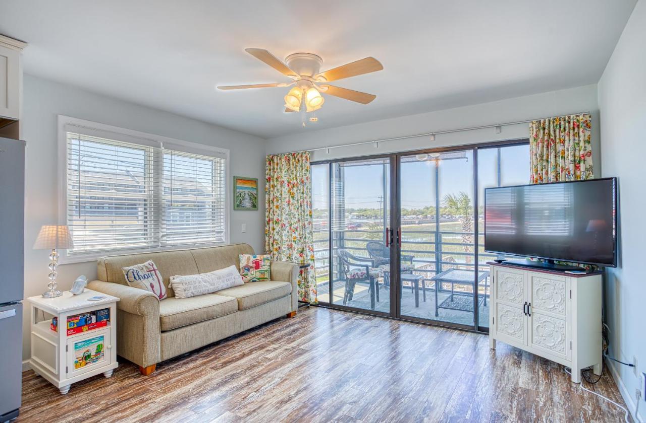 Bella Vista: Marshfront 1 Block To The Beach. Pool & Hot Tub-1st Floor Apartment Murrells Inlet